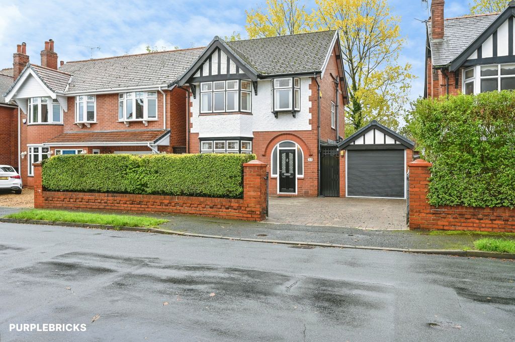 Property photo 1 of 34