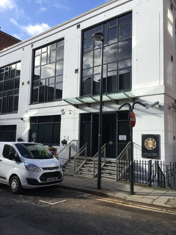 Property photo 1 of 12