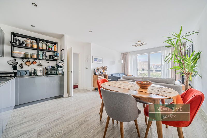 Property photo 2 of 20 Photo 8