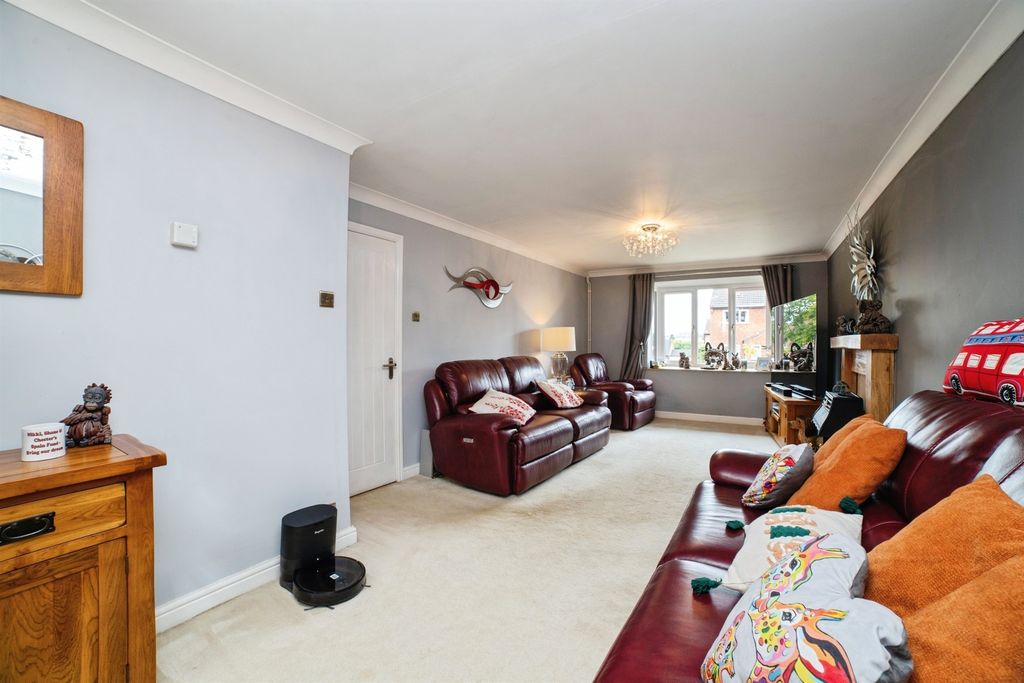 Property photo 2 of 20