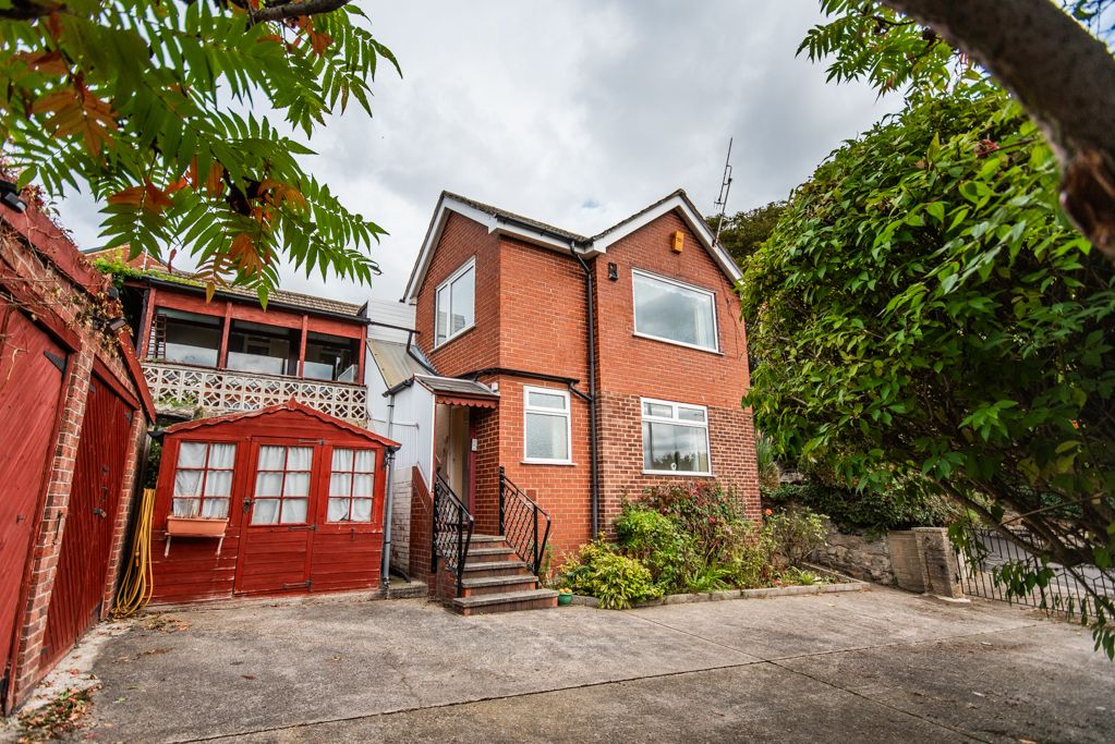 Property photo 1 of 39 Vicar Road-5