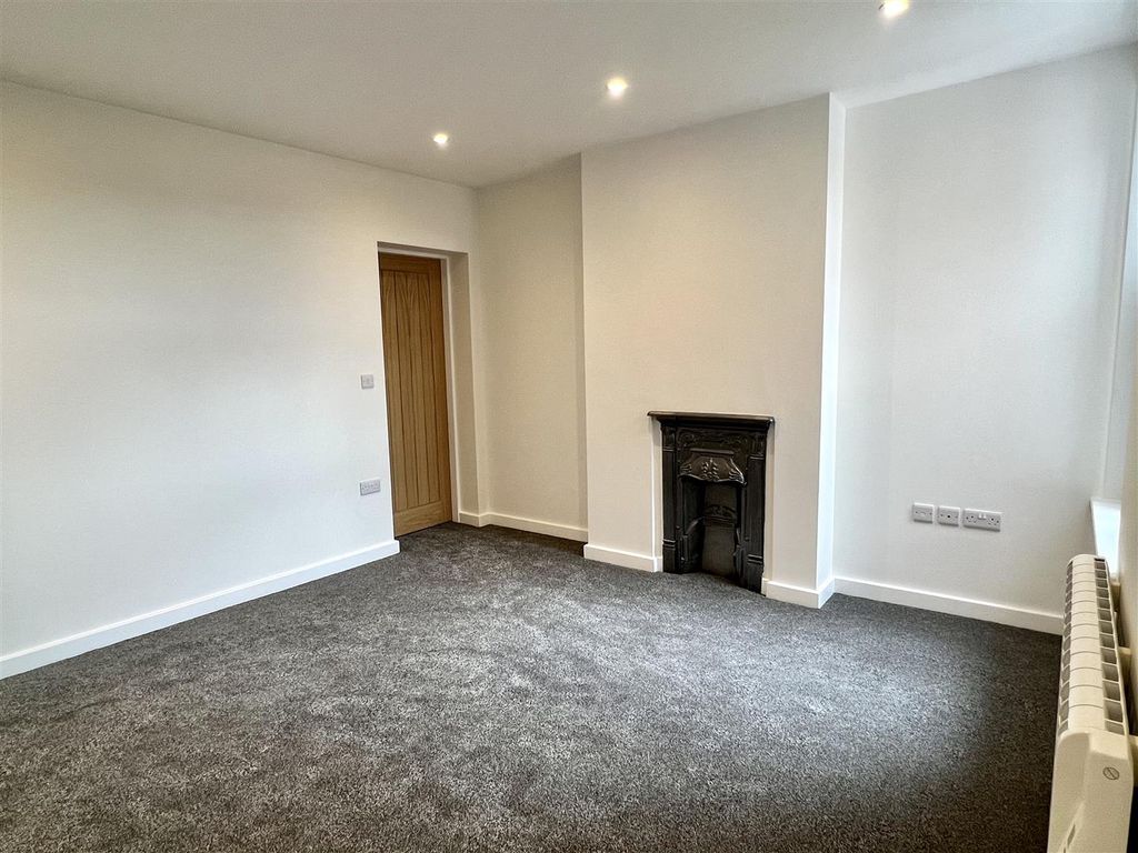 Property photo 3 of 9 Image00005.Jpeg