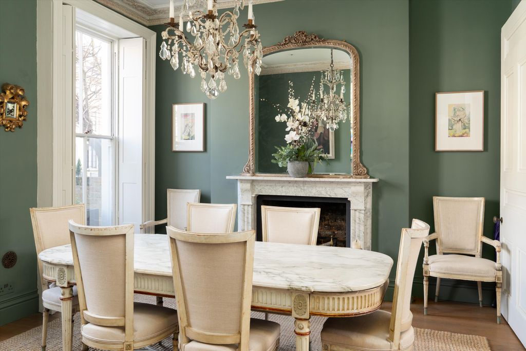 Property photo 3 of 20 Image