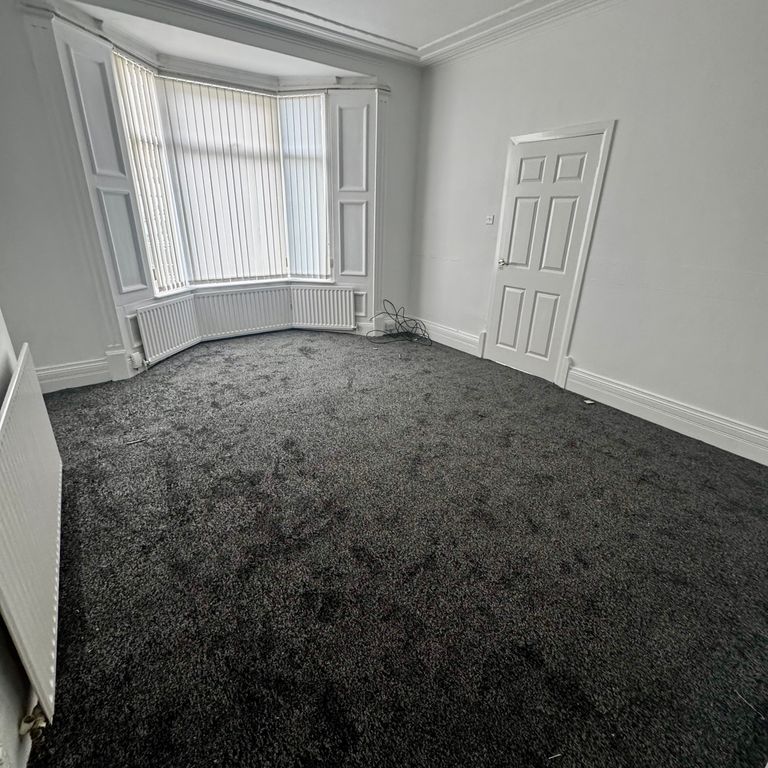 Property photo 3 of 5 Bedroom 1