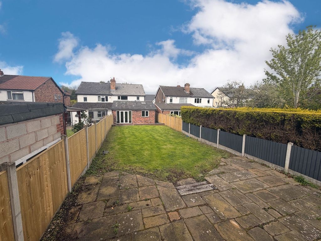 Property photo 2 of 18