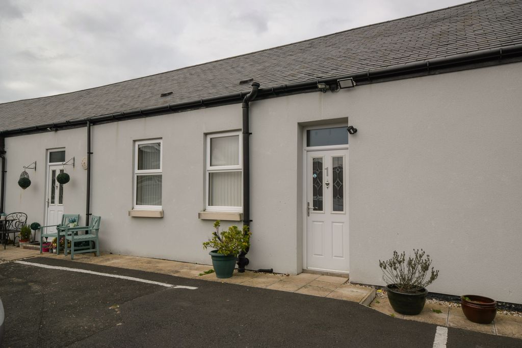 Property photo 1 of 4