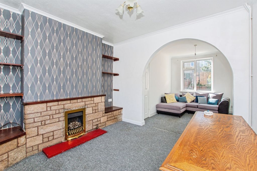 Property photo 3 of 19