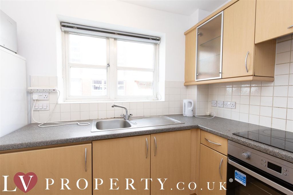Property photo 3 of 11 1.Jpg