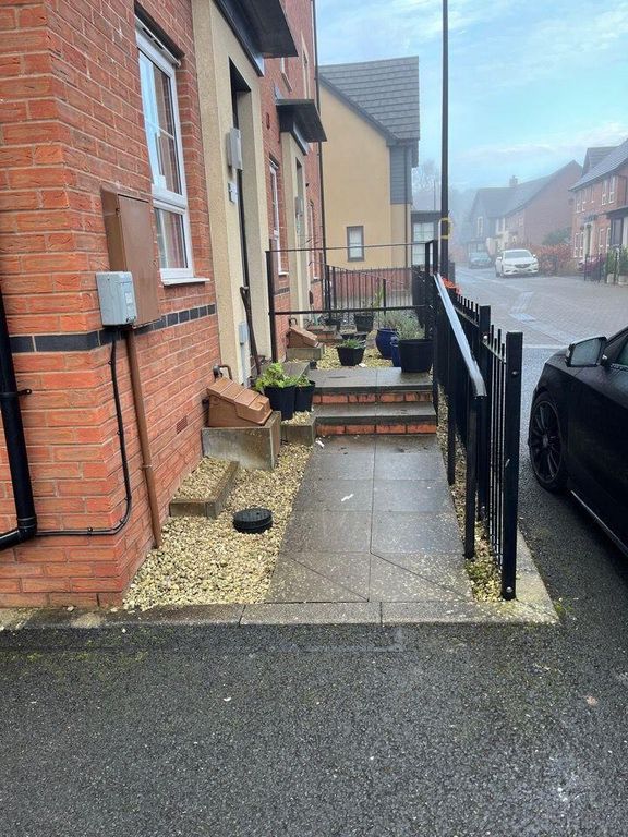 Property photo 3 of 26 Front (Exterior)