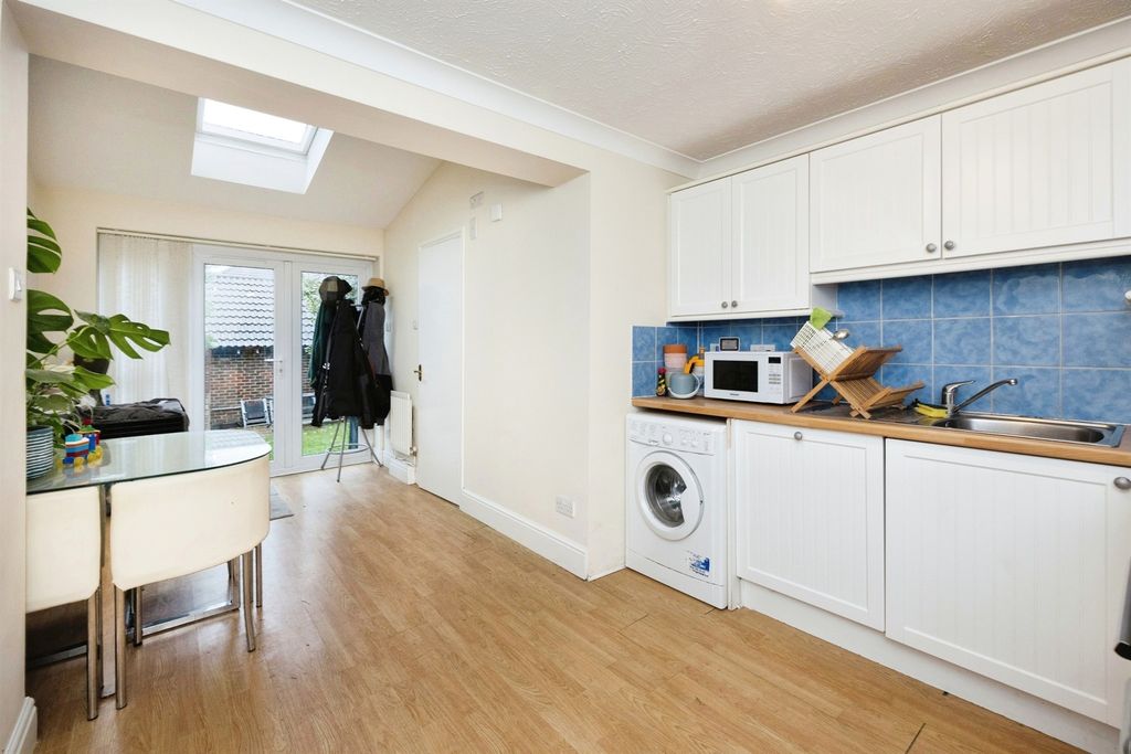 Property photo 2 of 15 Image