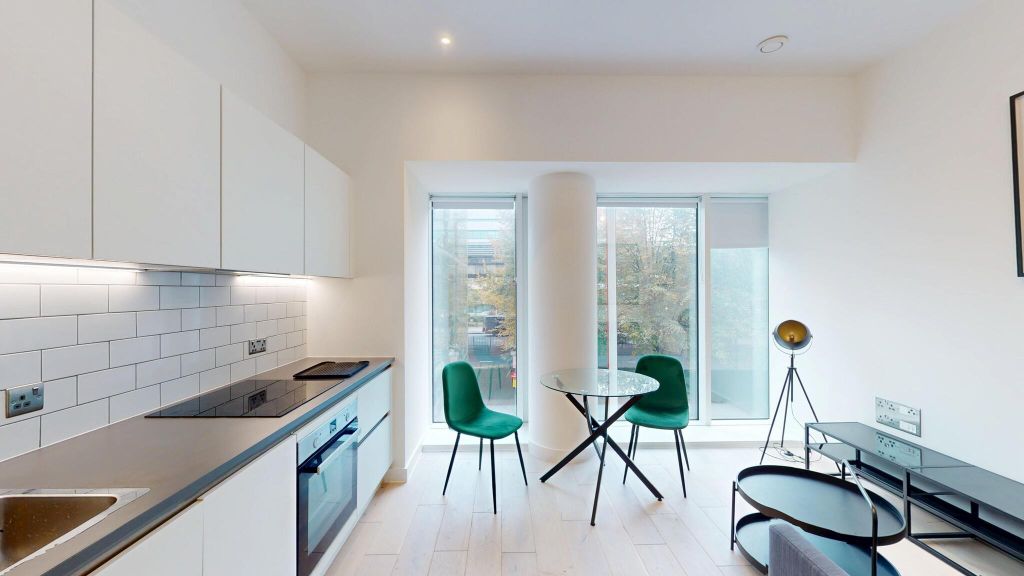 Property photo 1 of 17 Living Room