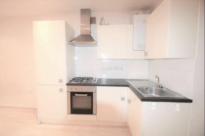 Property photo 2 of 5 Kitchen