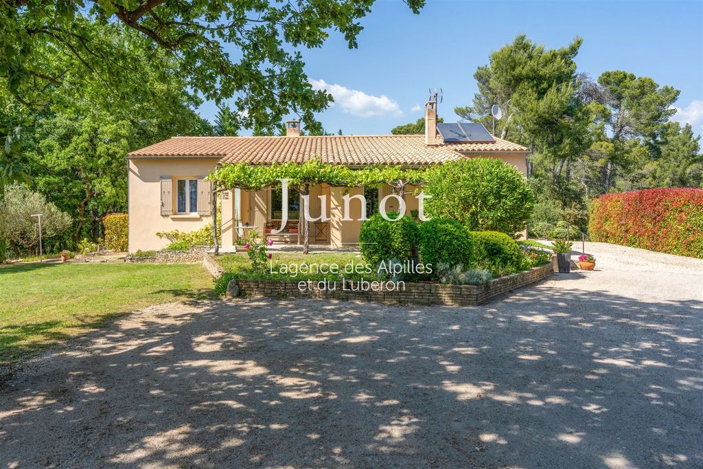 Property photo 1 of 14 One-Level House With Panoramic View And Swimming Pool