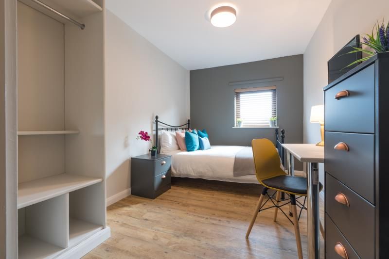 Property photo 2 of 16 Photo 1