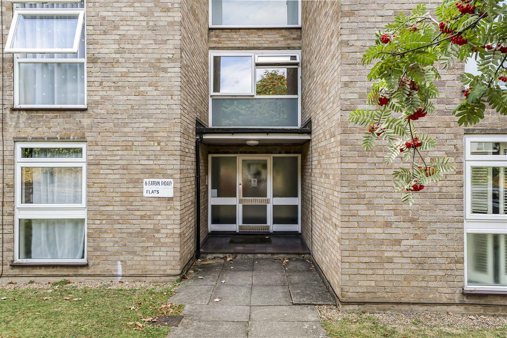 Property photo 2 of 13 12_37776.Jpg