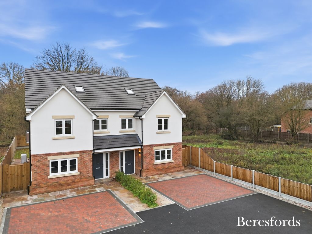 Property photo 1 of 20 Exterior