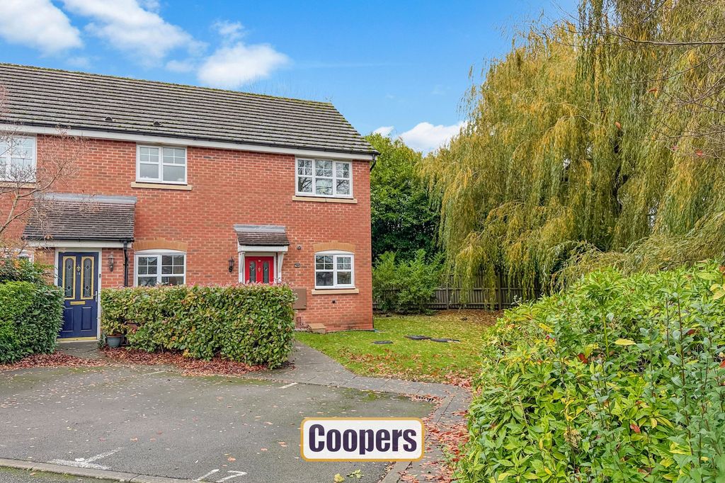 Property photo 1 of 9