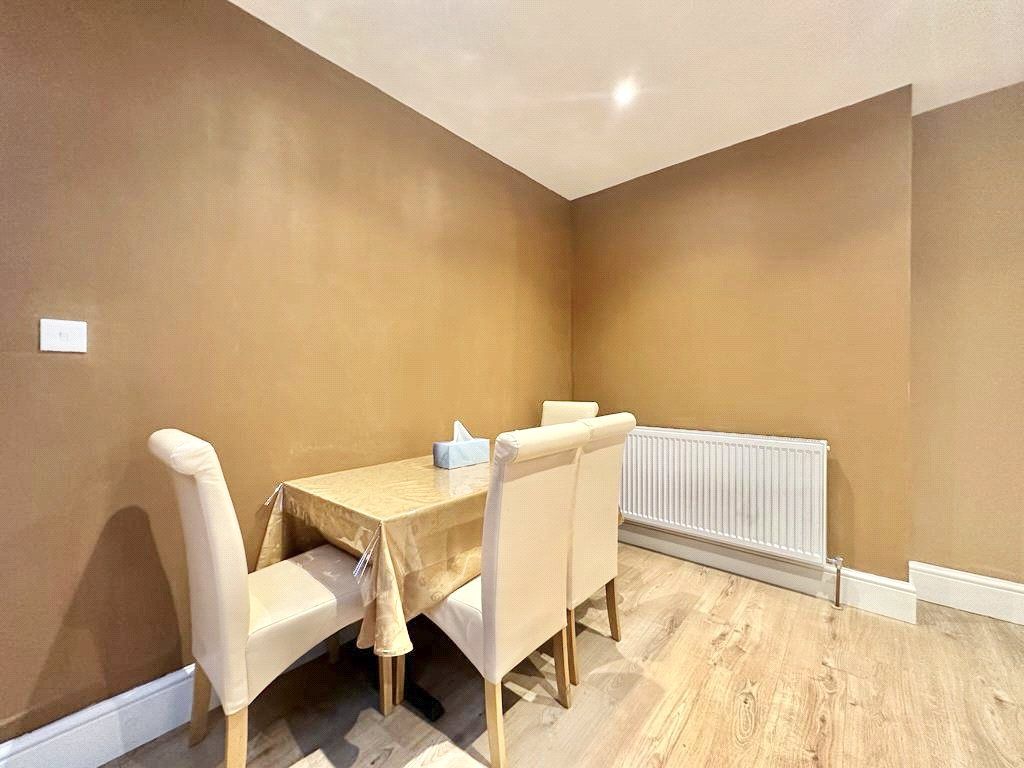 Property photo 3 of 7 Picture No. 05