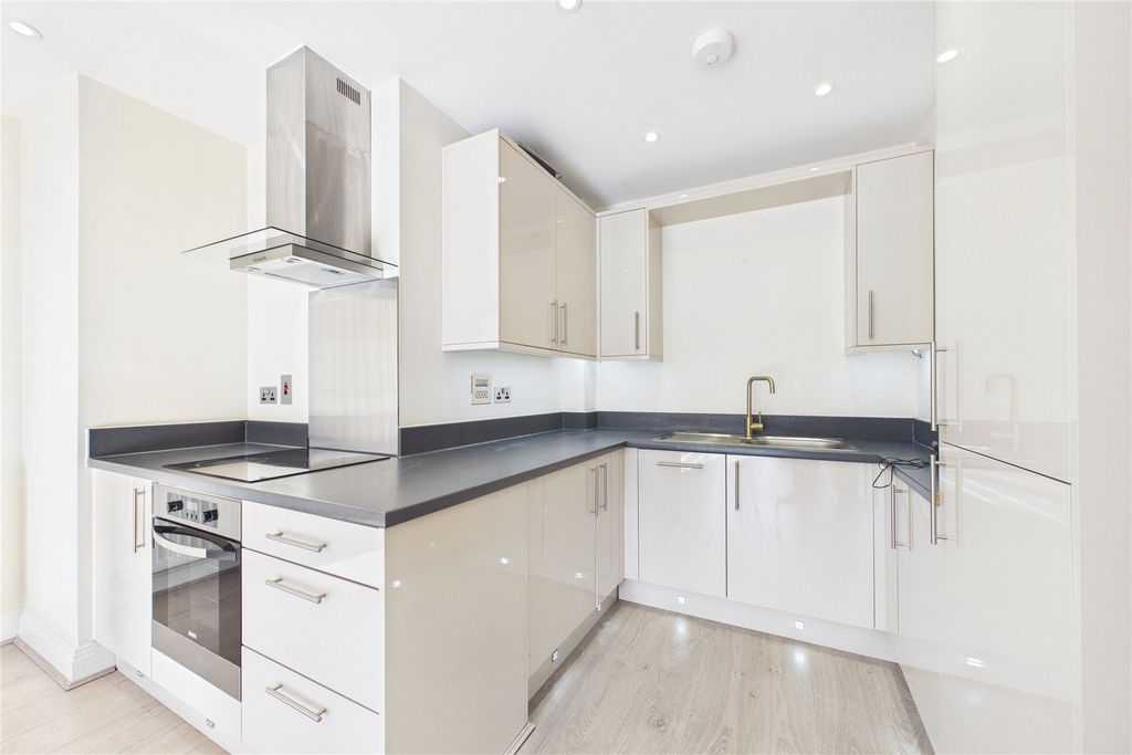 Property photo 3 of 9 Picture No. 20