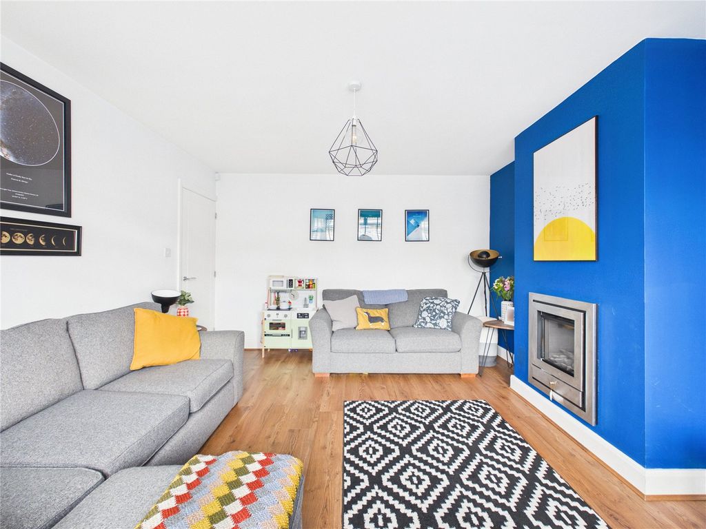 Property photo 3 of 21 Picture No. 12