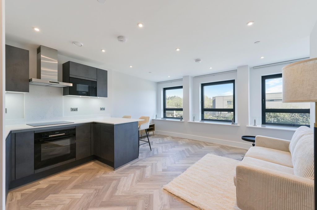 Property photo 2 of 5