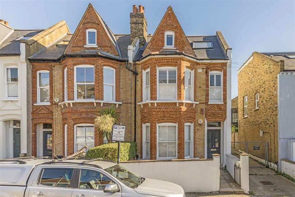 Property photo 1 of 7