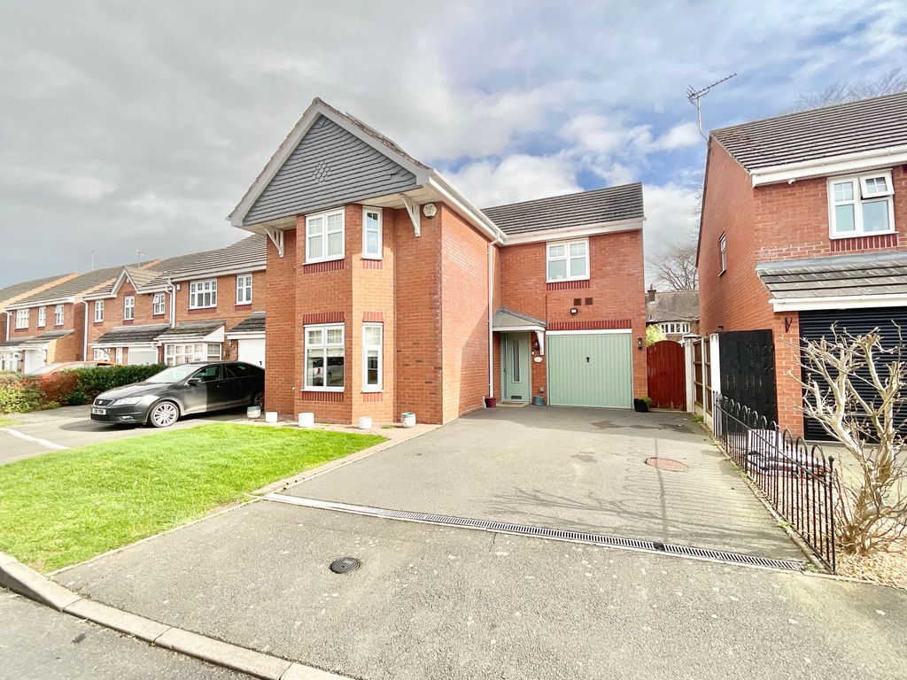 Property photo 1 of 17