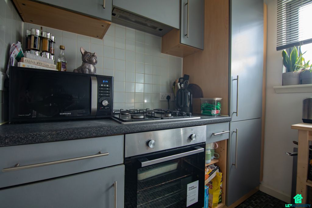 Additional image 6 of 2 bed flat for saleBrabloch Park, Paisley PA3