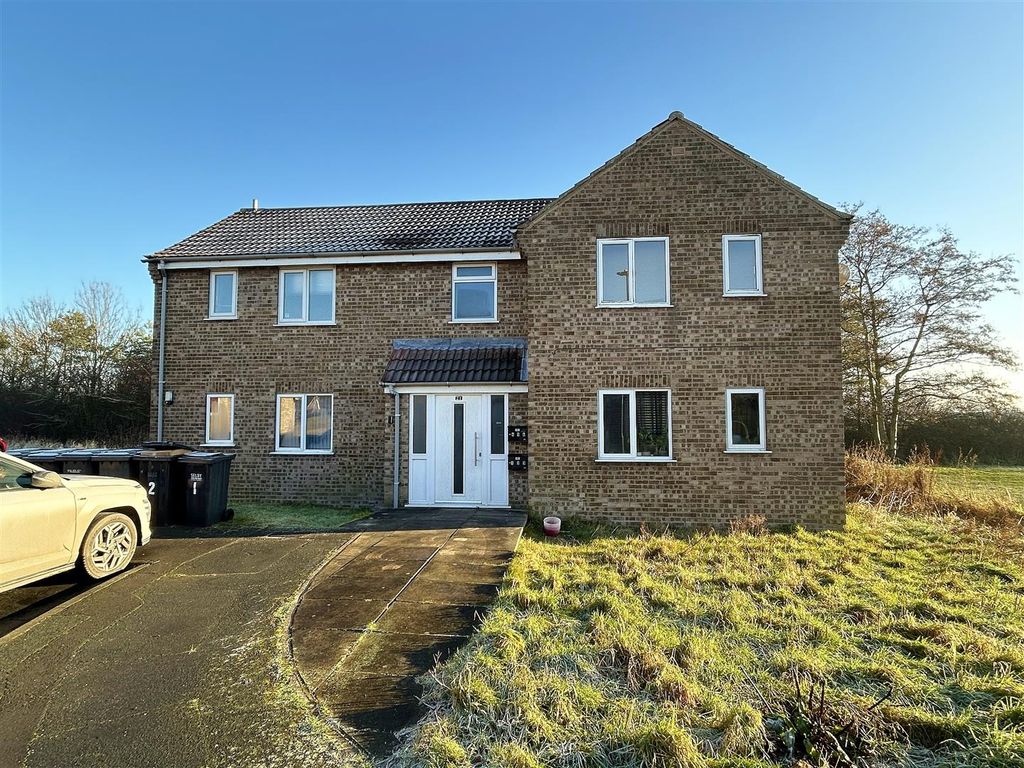 Property photo 1 of 7 Rear External