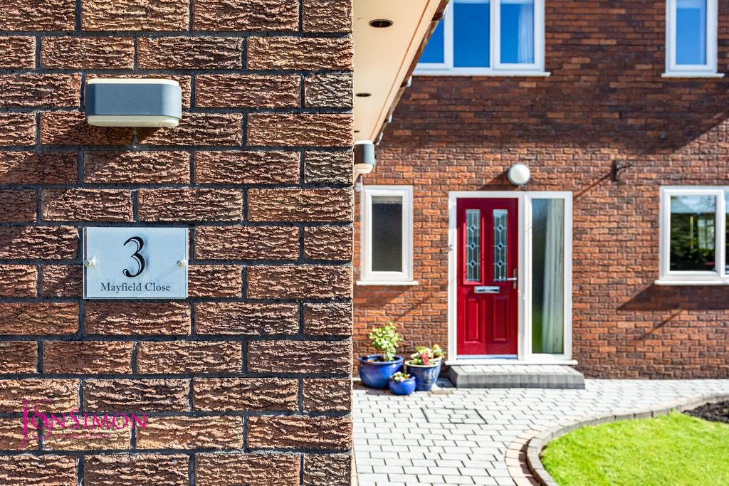 Property photo 2 of 56