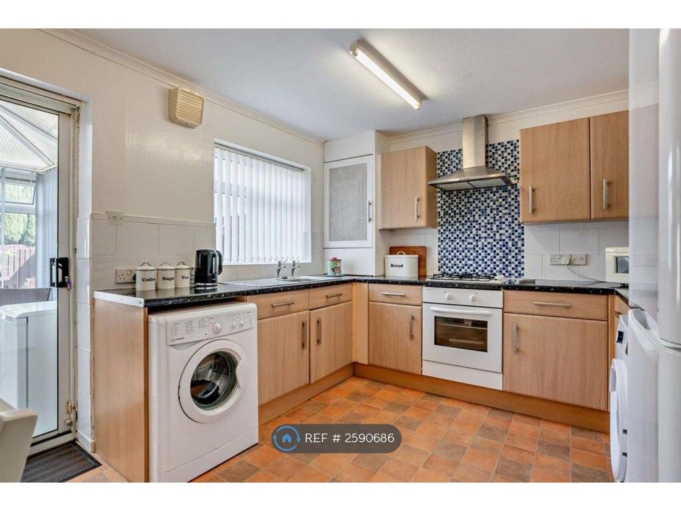 Property photo 3 of 18