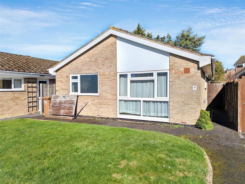 Property photo 1 of 12 Exterior New.Jpg