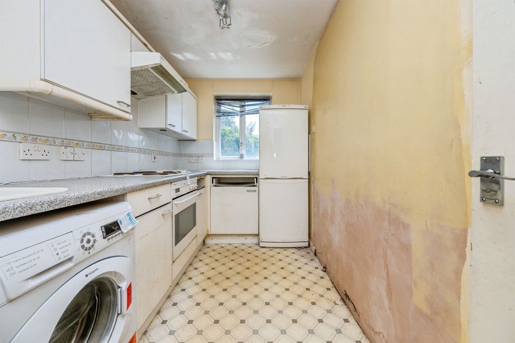 Property photo 3 of 20