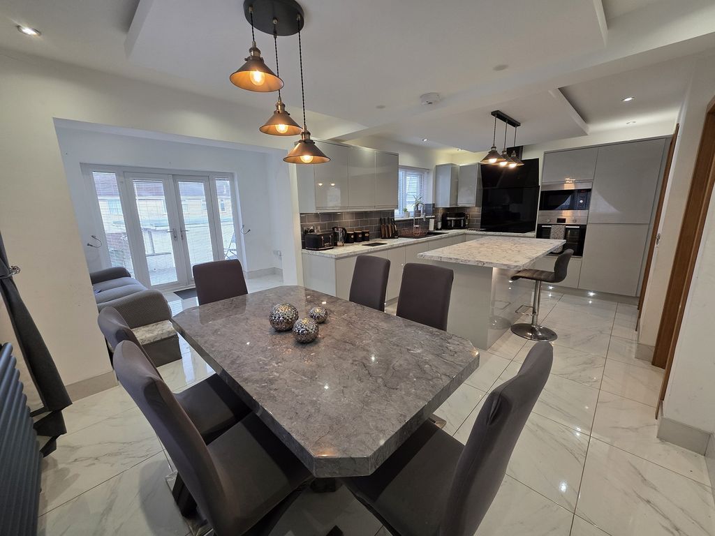 Property photo 2 of 22 Not Specified