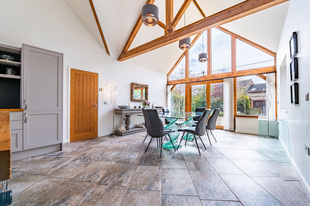 Property photo 3 of 23 Photo 3