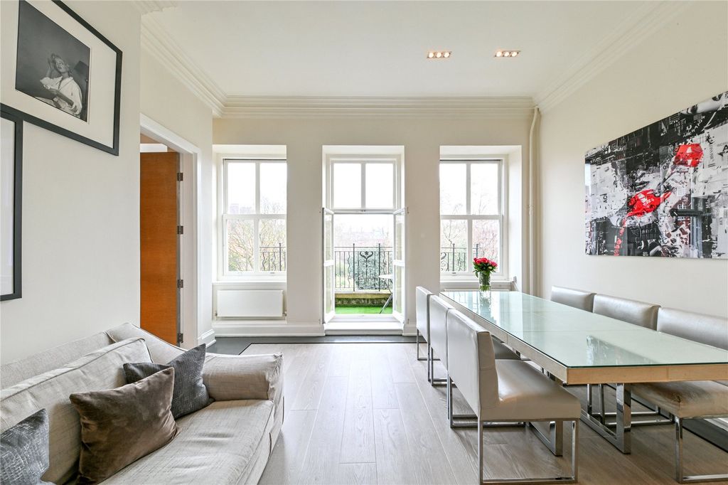 Property photo 2 of 13 Picture No. 02