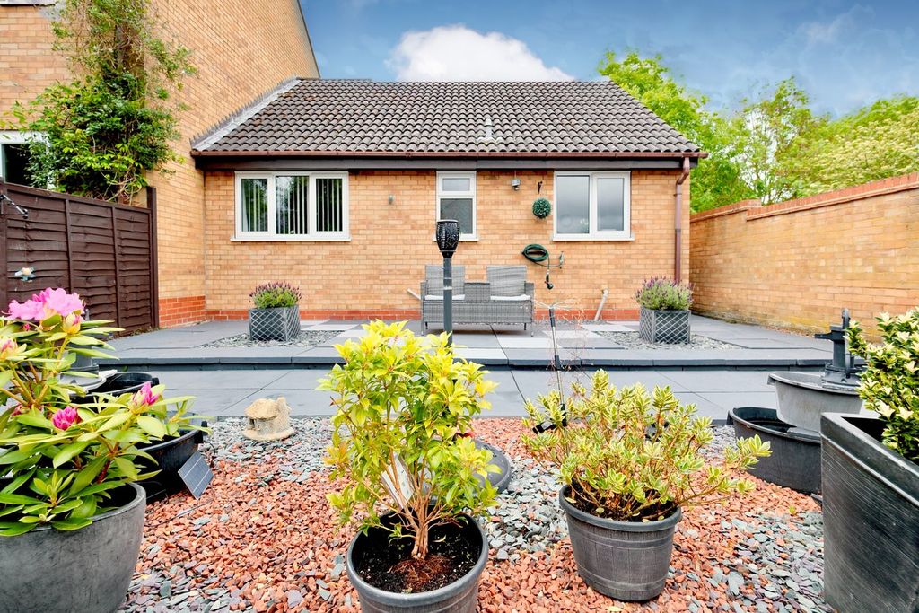 Property photo 2 of 13
