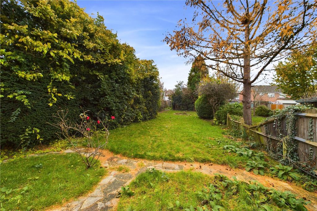 Property photo 2 of 20