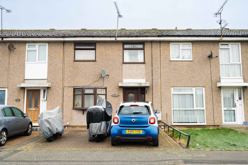 Property photo 1 of 27