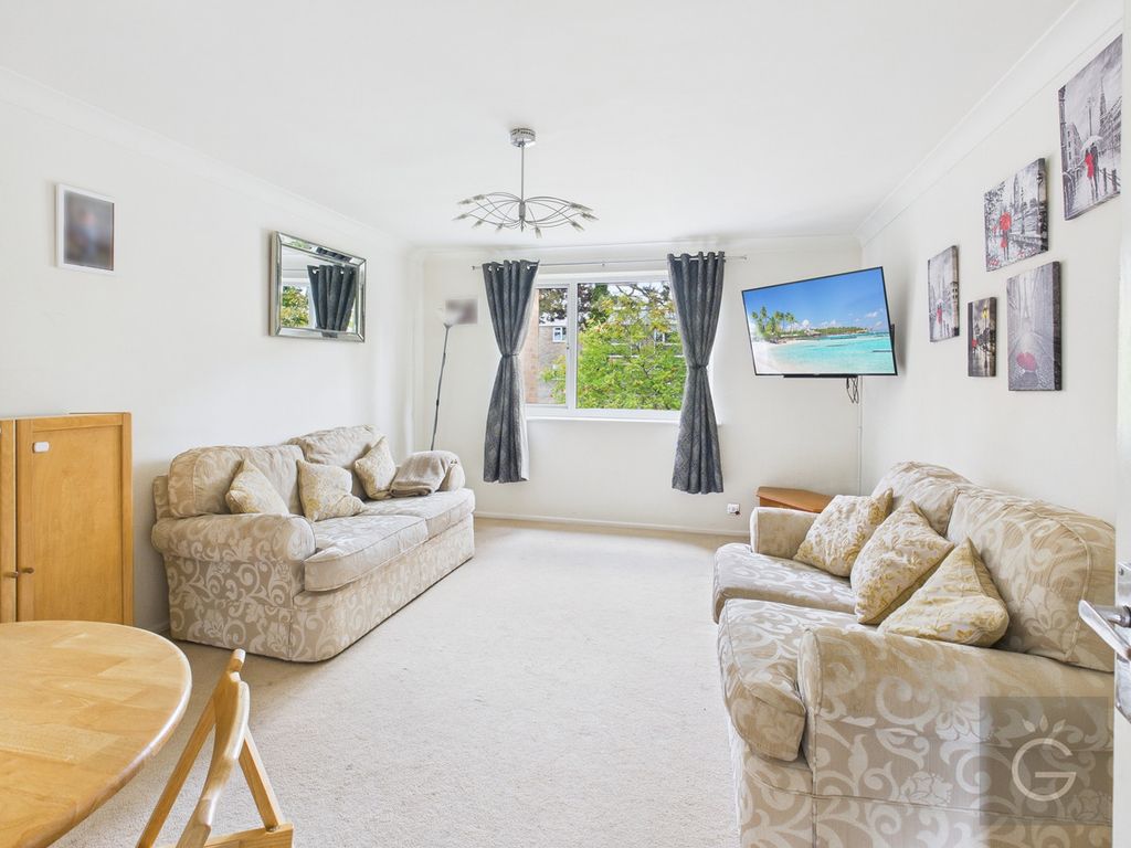 Property photo 2 of 7