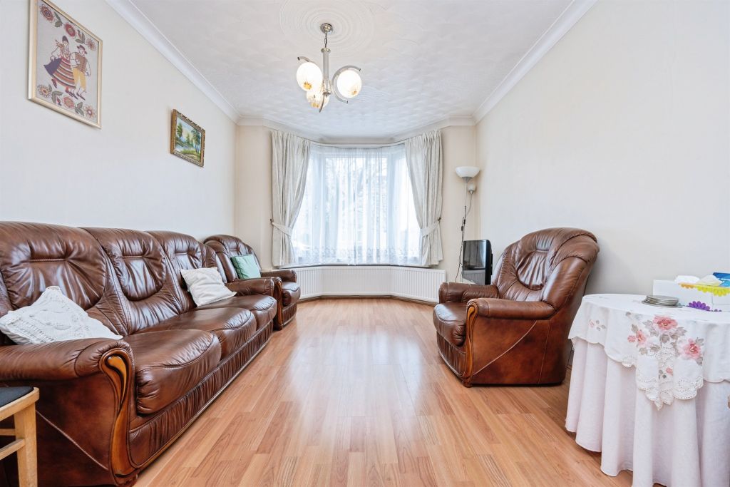 Property photo 3 of 13