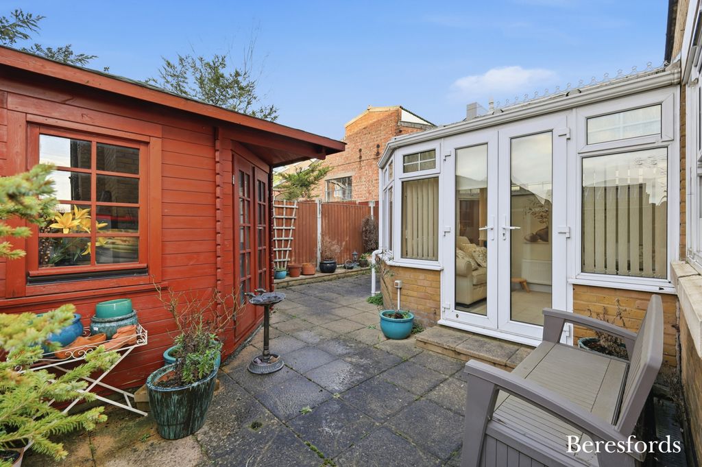 Property photo 3 of 18 Picture No. 04