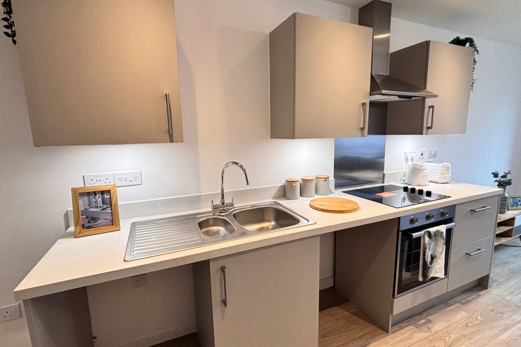 Property photo 1 of 49