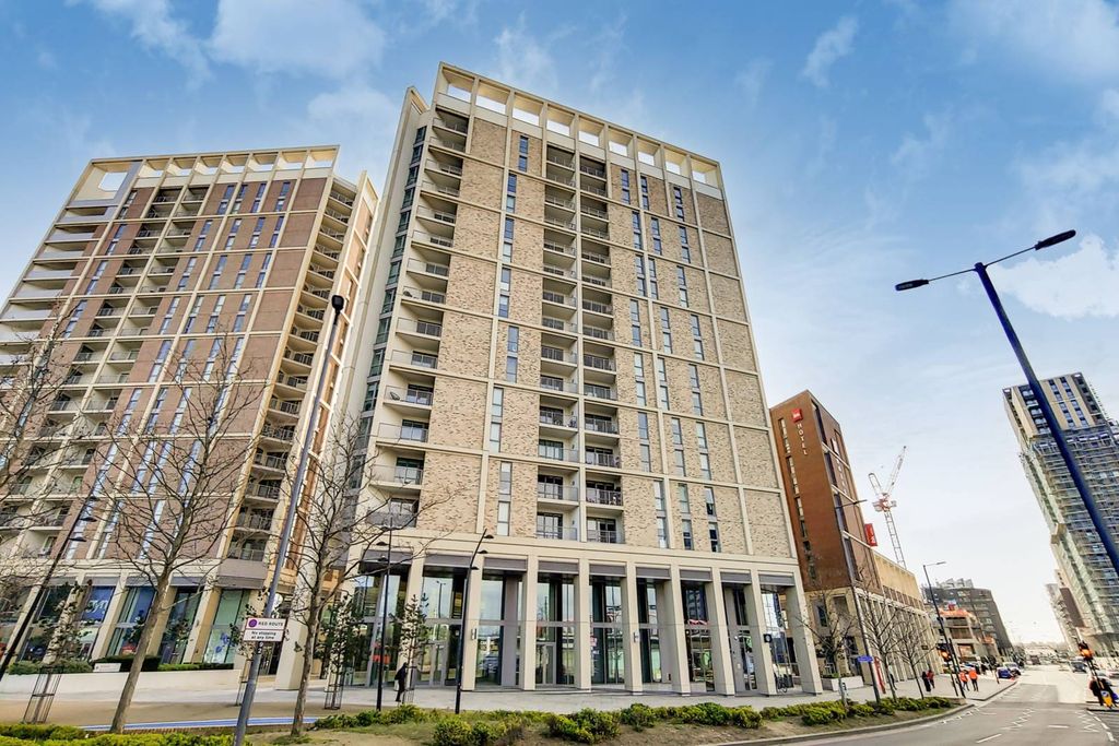 Property photo 3 of 10