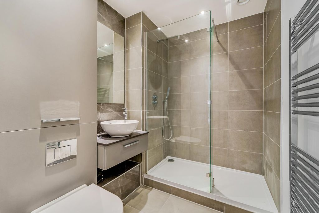 Additional image 11 of 2 bed flat for saleCobalt House, Bakery Walk, Greenford UB6