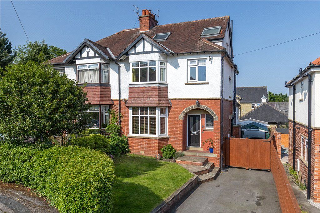 Property photo 1 of 20 Chantry Close