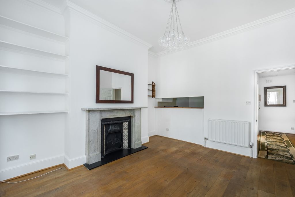 Property photo 3 of 12 Huntingdon Street