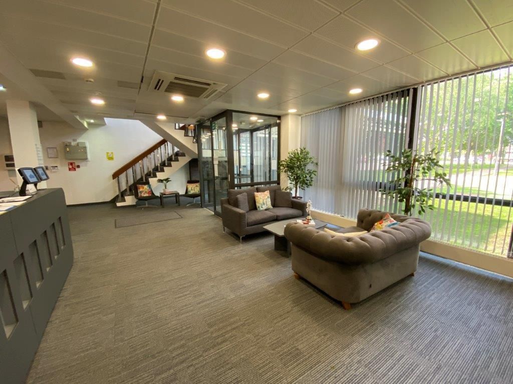 Property photo 3 of 21 Photo 6