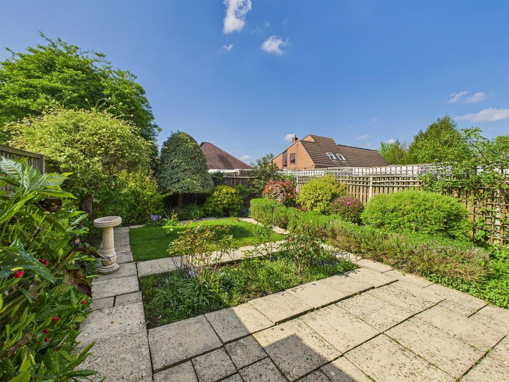 Property photo 3 of 20