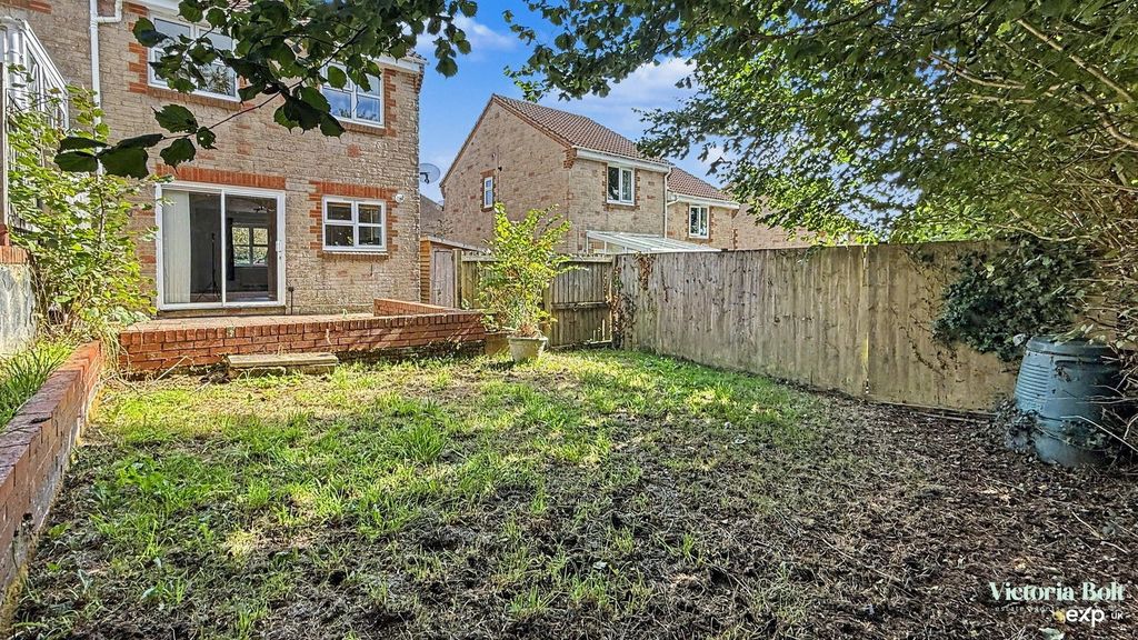 Property photo 2 of 15